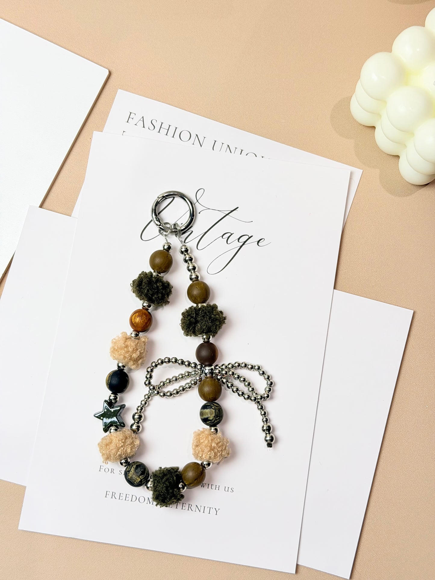 Pom Pom Phone Charm | Knotive