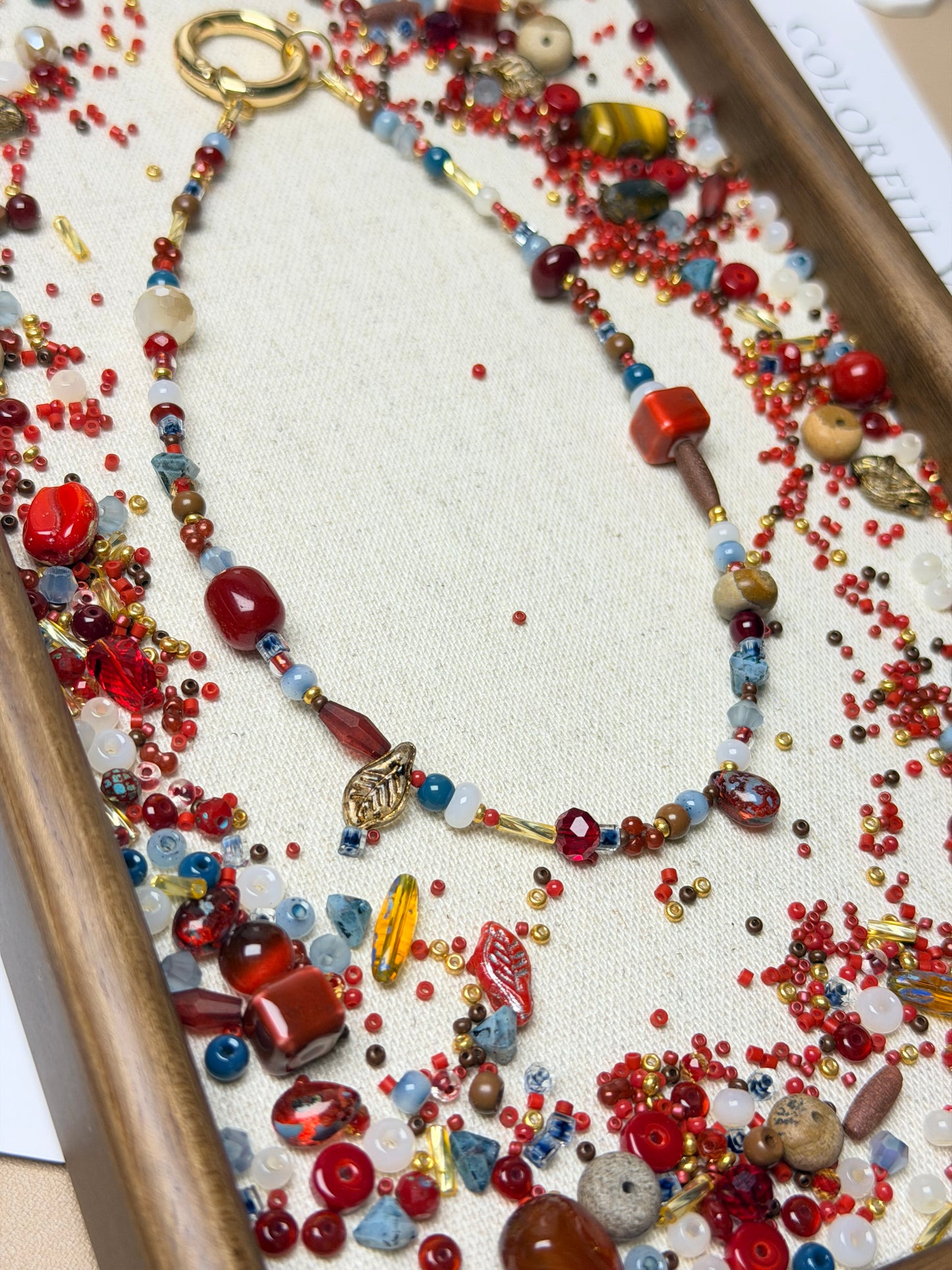 Scarlet Ripple Charm|Knotive