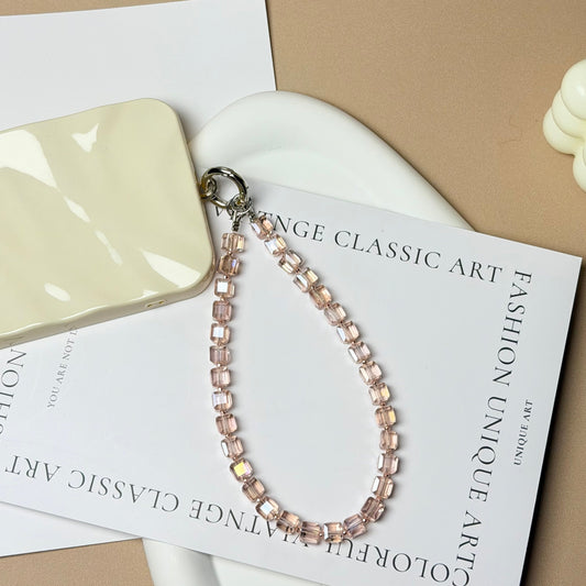 Pink Glow Beaded Phone Strap｜Knotive