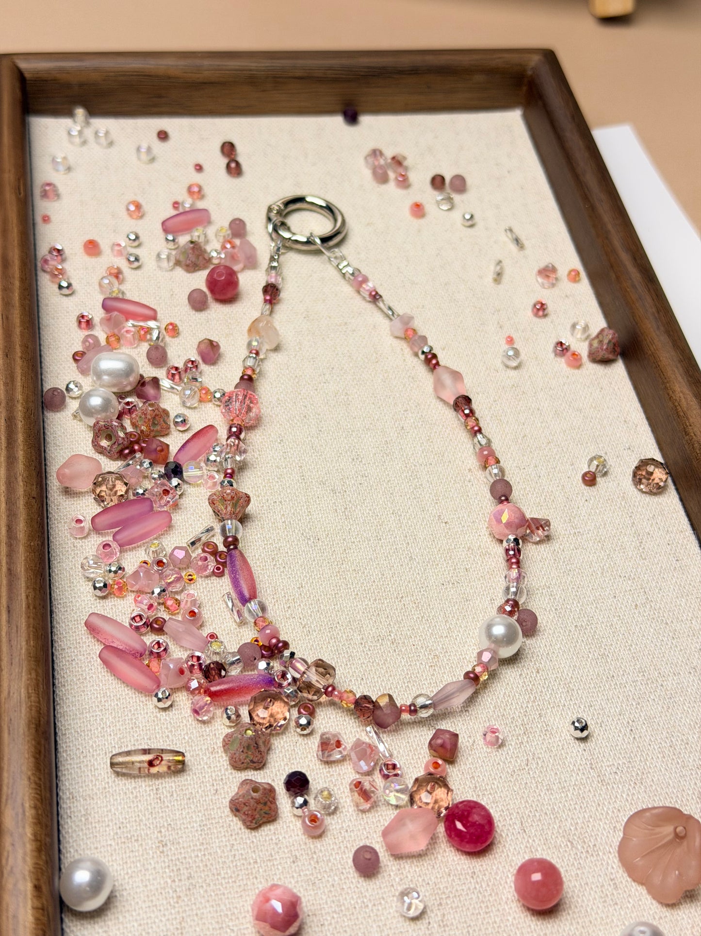 Rose Quartz Haze Charm｜Knotive