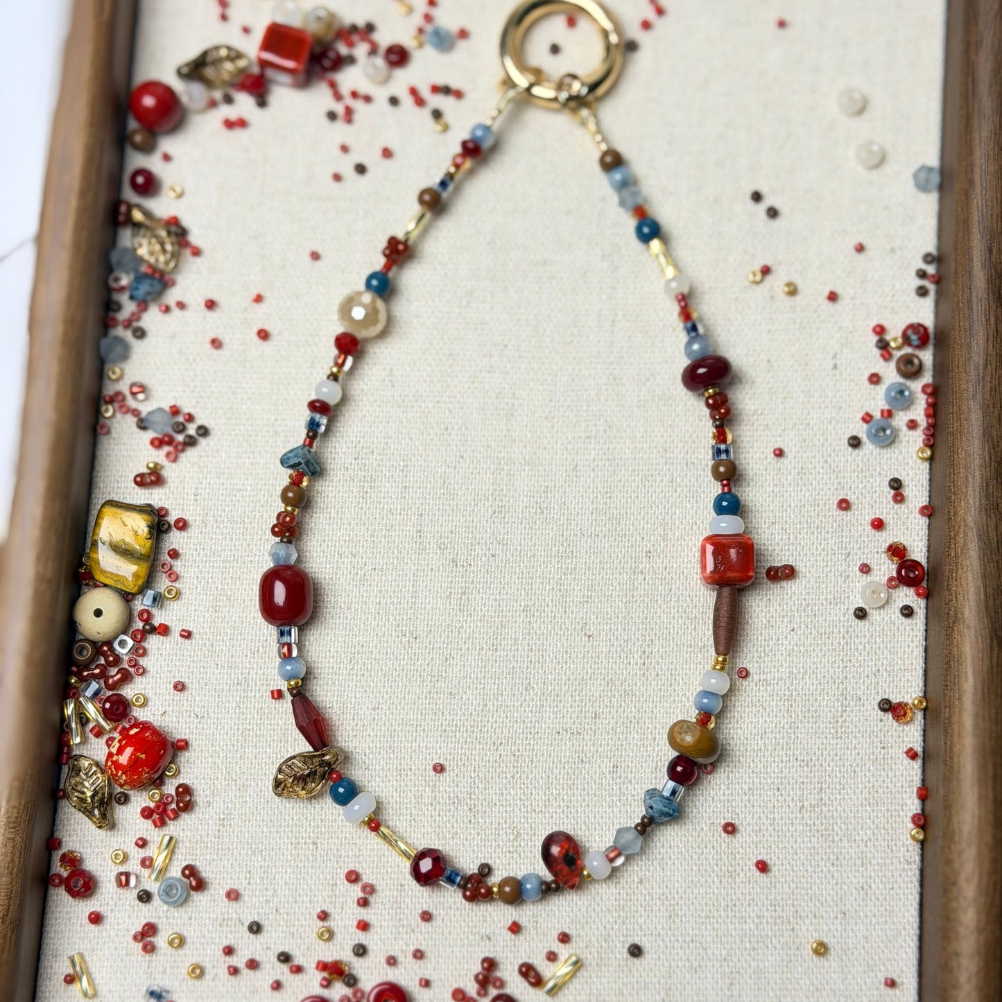 Scarlet Ripple Charm｜Knotive