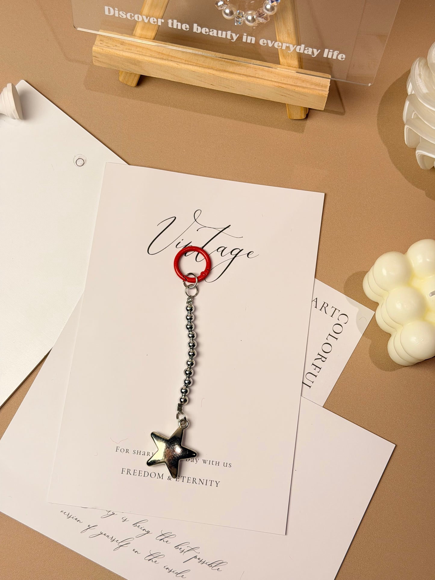 Christmas Gift Bag Charm | Knotive