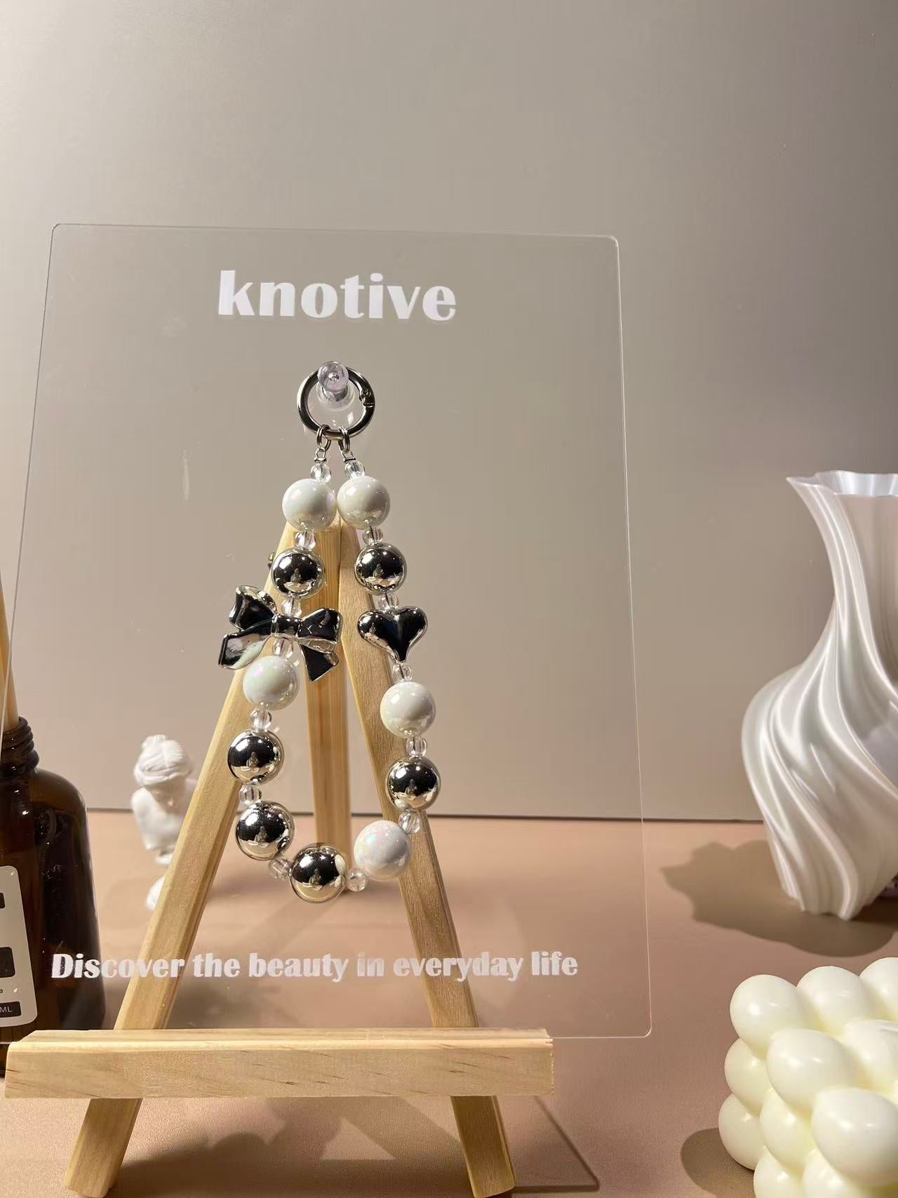 Metal  Bow Phone Charm | Knotive